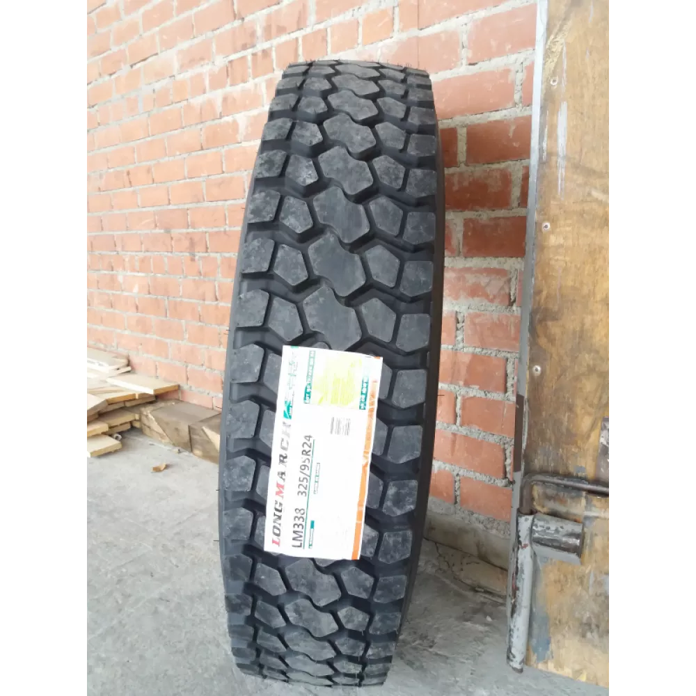 Грузовая шина 325/95 R24 Long March LM-338 22PR в Сыктывкаре