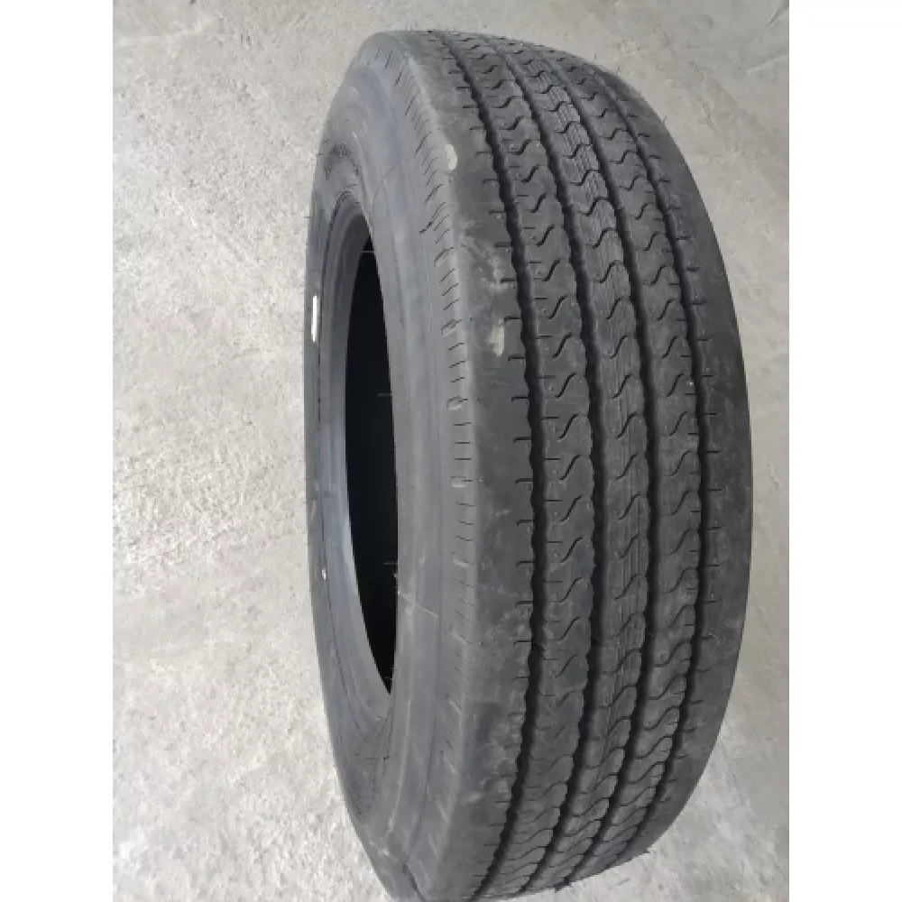 Грузовая шина 255/70 R22,5 Long March LM-120 16PR в Сыктывкаре